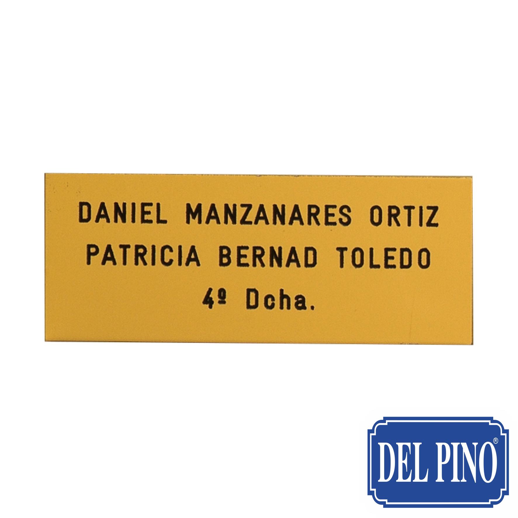 34-PM – Placa Buzón Aluminio oro brillo – DelPino
